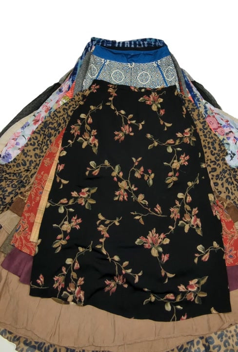 Y2K & More Skirts 33 pcs