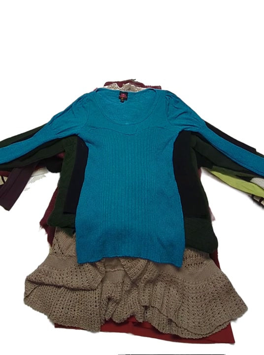 Y2K & More Sweaters 28 pcs